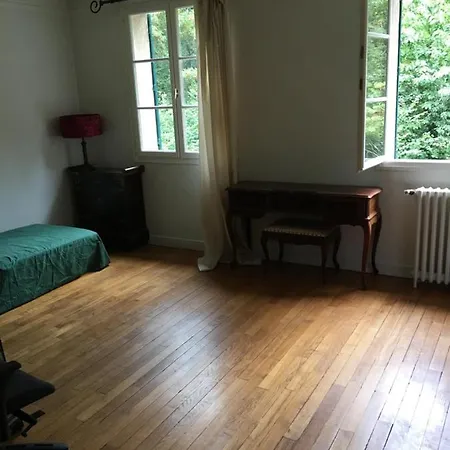 Avec Grand Jardin Arbore Gif Sur Yvette Centre ヴィラ ジフ・シュル・イヴェット